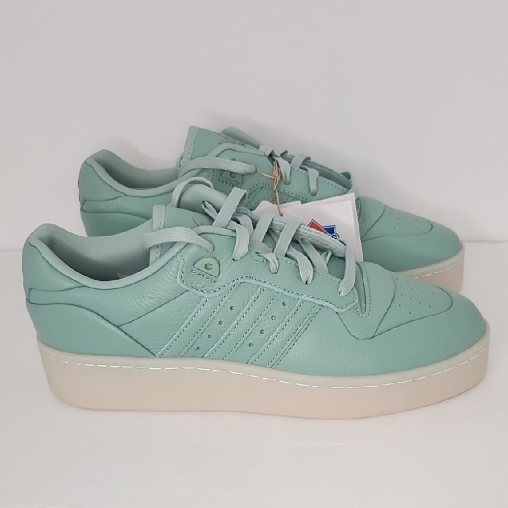 Adidas Women's Pastel Green Sneakers - Picture 1 of 11